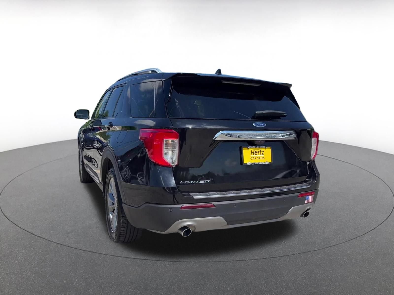 Used 2024 Ford Explorer Limited RWD image 9