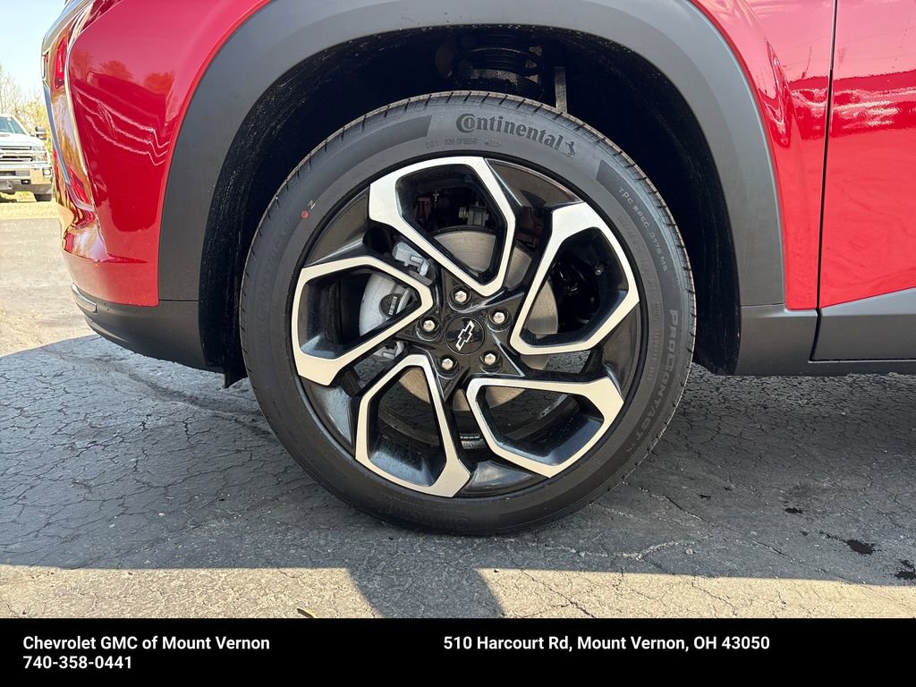 New 2026 Chevrolet Trax RS w/ Sunroof Package FWD image 21