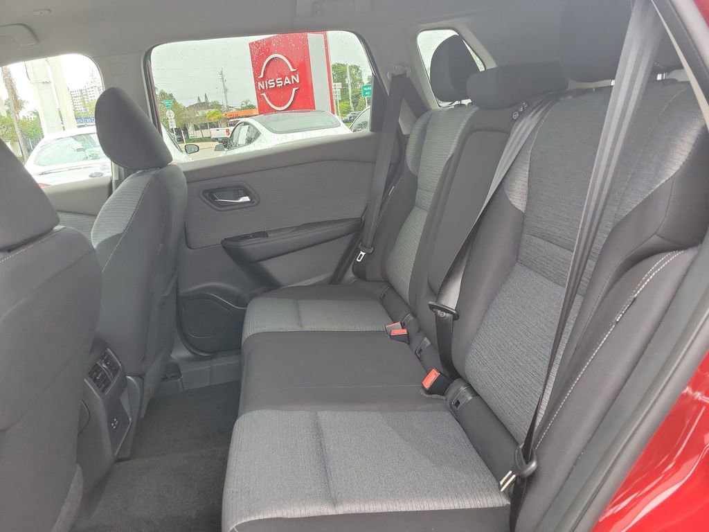 Certified 2023 Nissan Rogue SV image 13