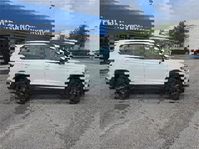 New 2025 Volkswagen Taos S image 3