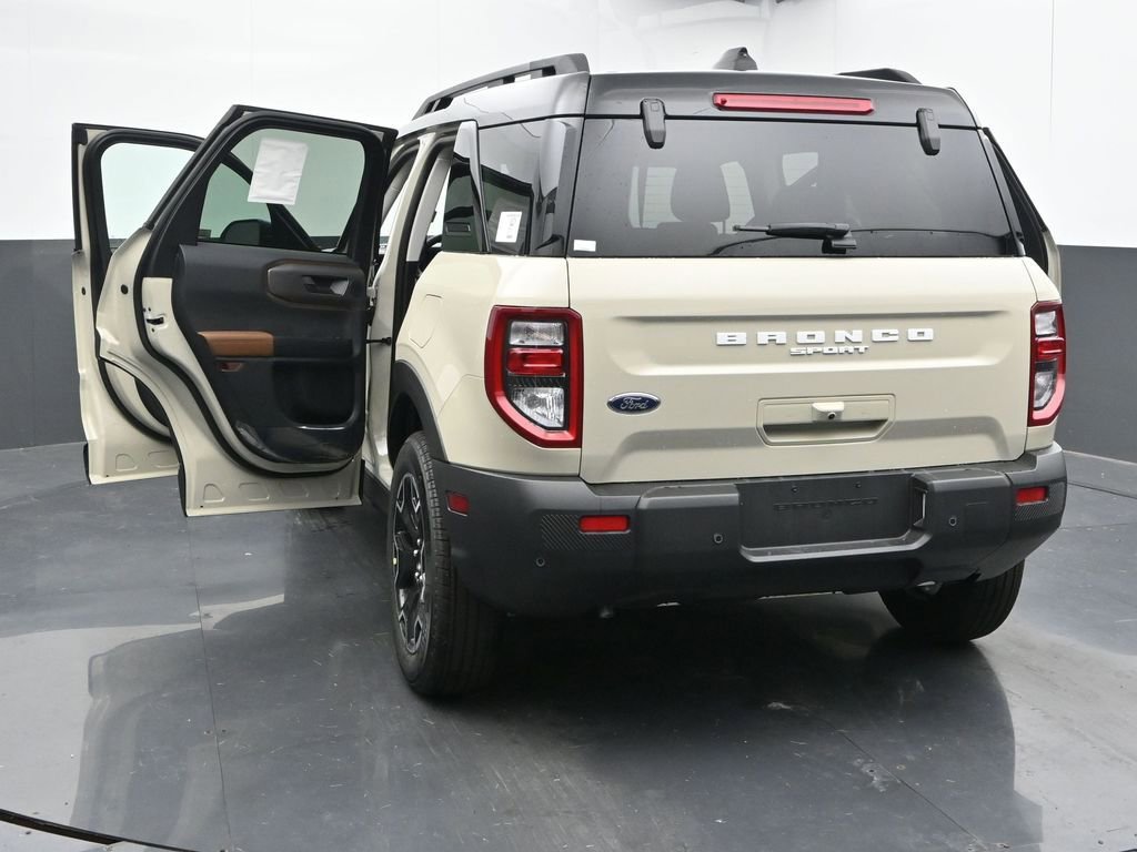 New 2025 Ford Bronco Sport Outer Banks w/ Outer Banks Tech Package+ image 52