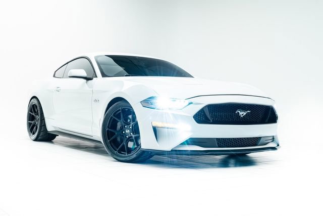 Used 2020 Ford Mustang GT image 5