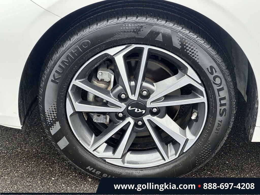 Certified 2023 Kia Forte LXS w/ LXS Technology Package image 7