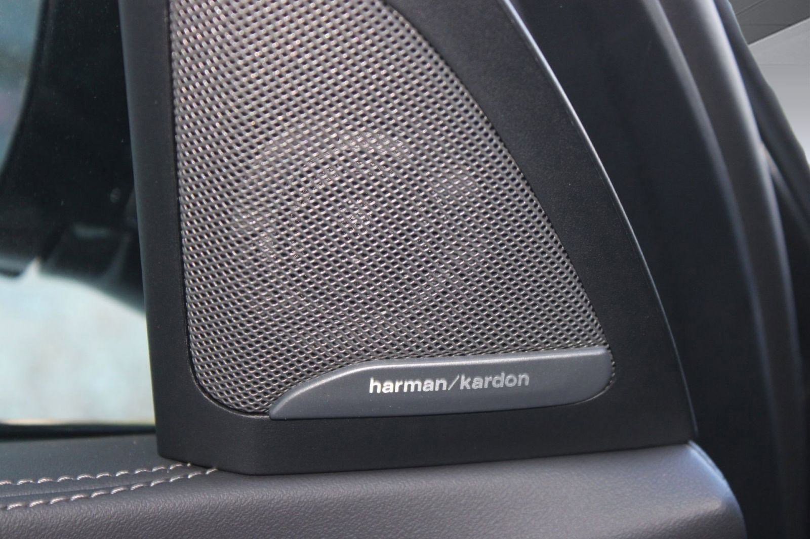 New 2026 BMW X7 M60i image 23