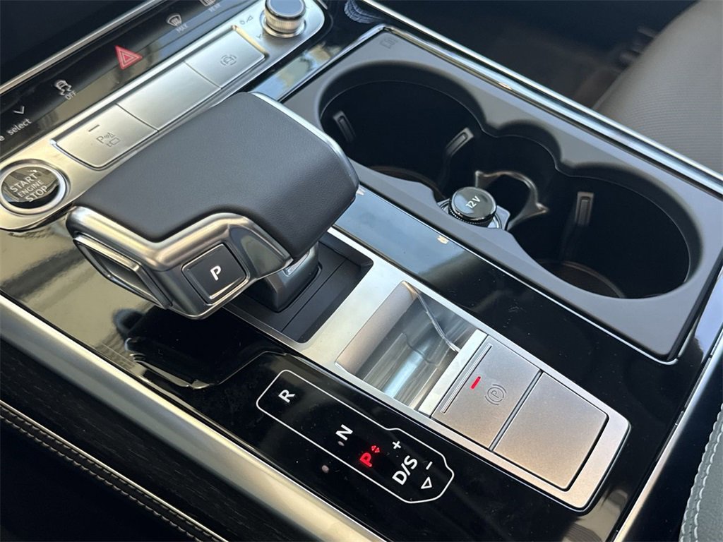 New 2025 Audi Q8 Premium Plus image 20