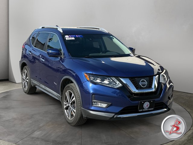 Used 2017 Nissan Rogue SL