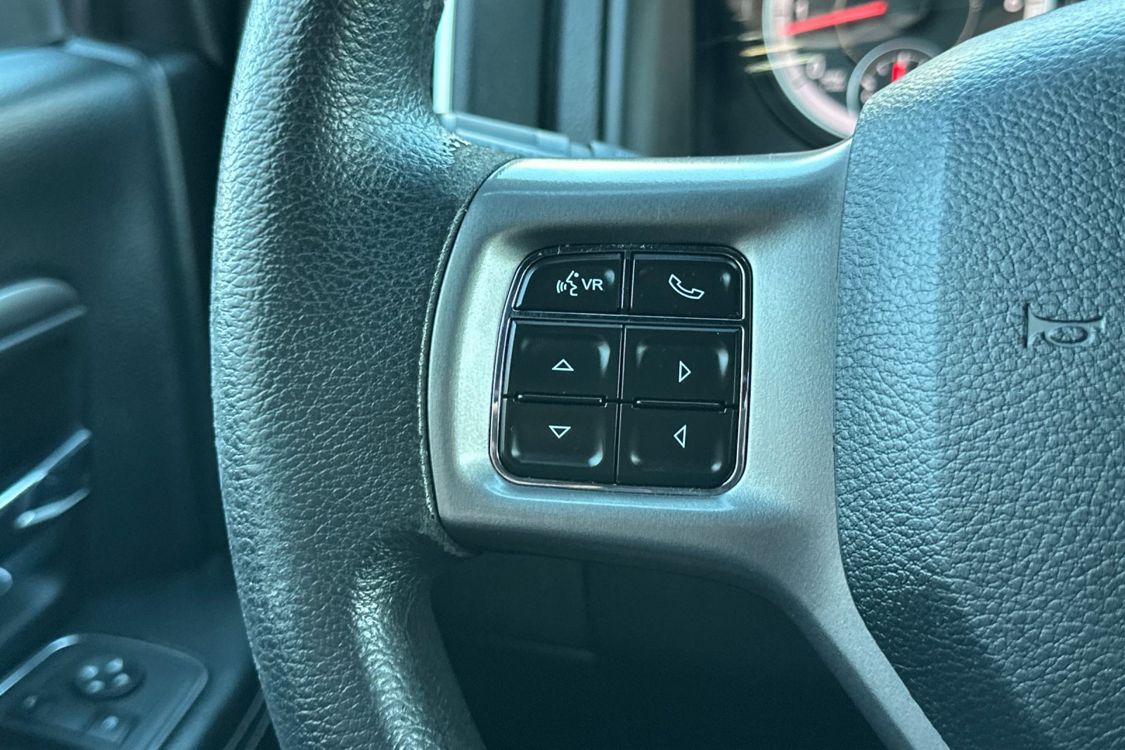 Used 2022 RAM 1500 Classic Warlock w/ Warlock Decor Package AWD/4WD image 34