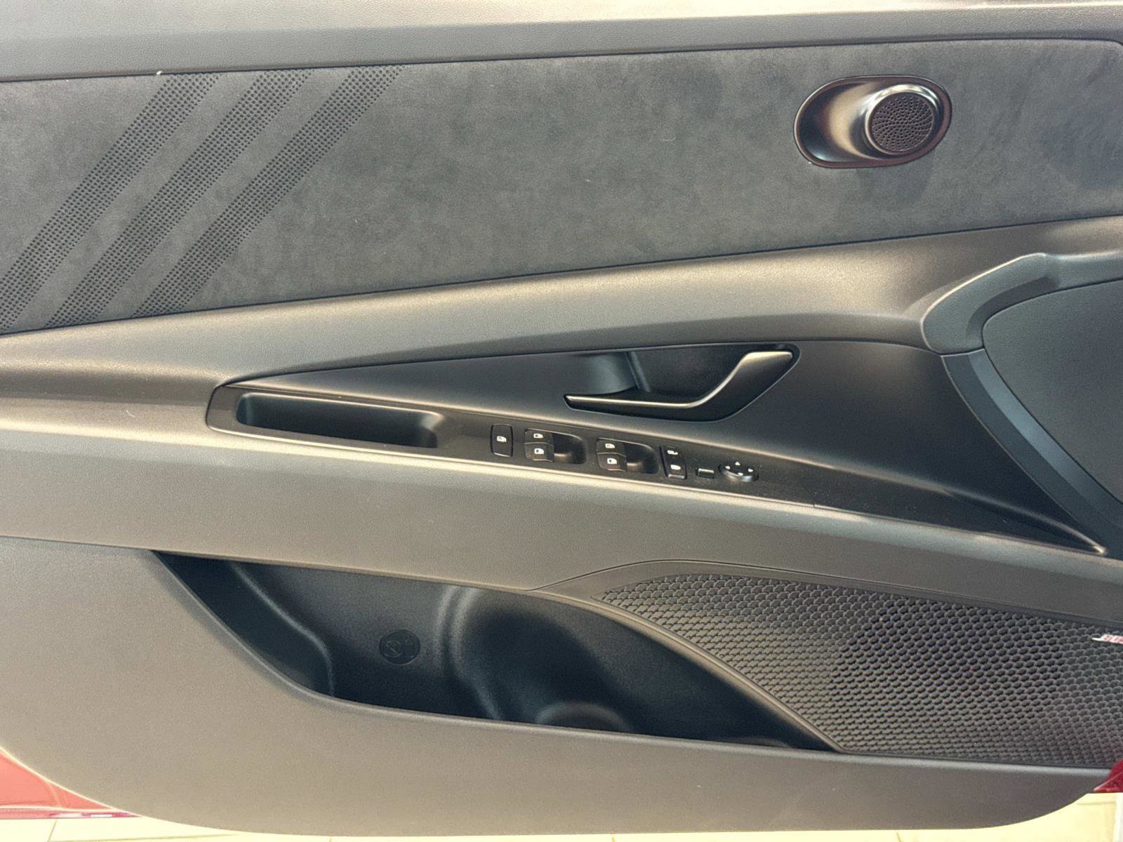 New 2025 Hyundai Elantra N N M/T image 10