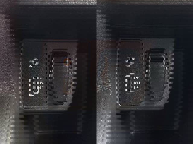 Used 2021 Nissan Versa SV image 22