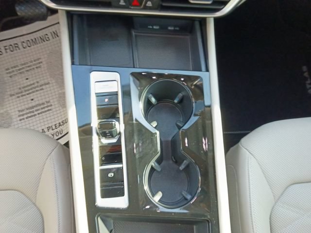 Used 2024 Volkswagen Atlas SE FWD image 3