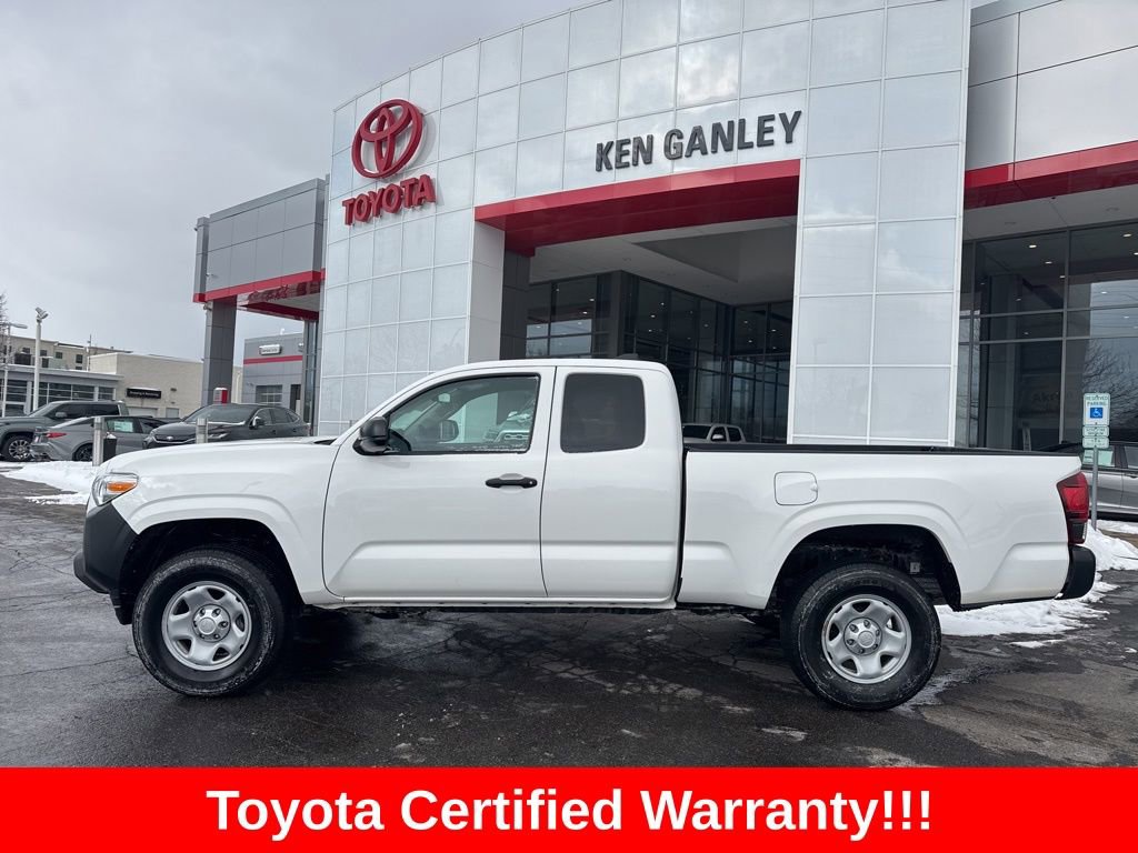 Used 2023 Toyota Tacoma SR image 3