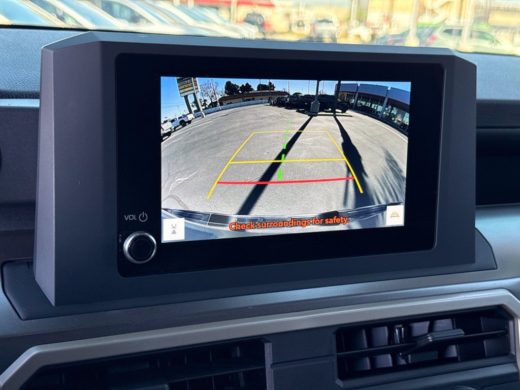 Certified 2025 Toyota Tacoma SR5 AWD/4WD image 27