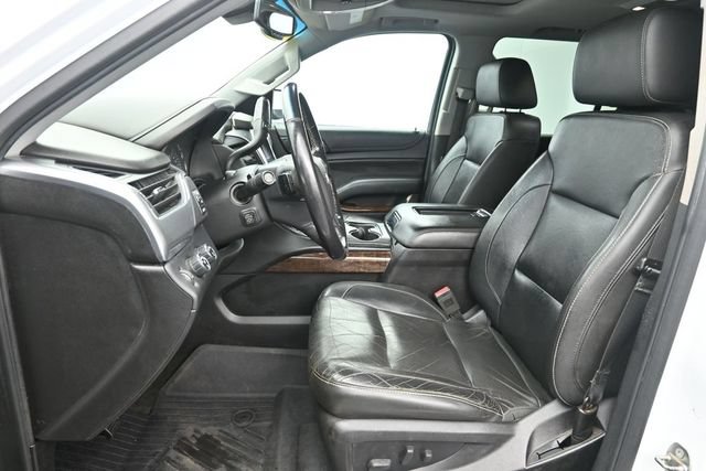 Used 2018 Chevrolet Tahoe LT w/ Luxury Package AWD/4WD image 23