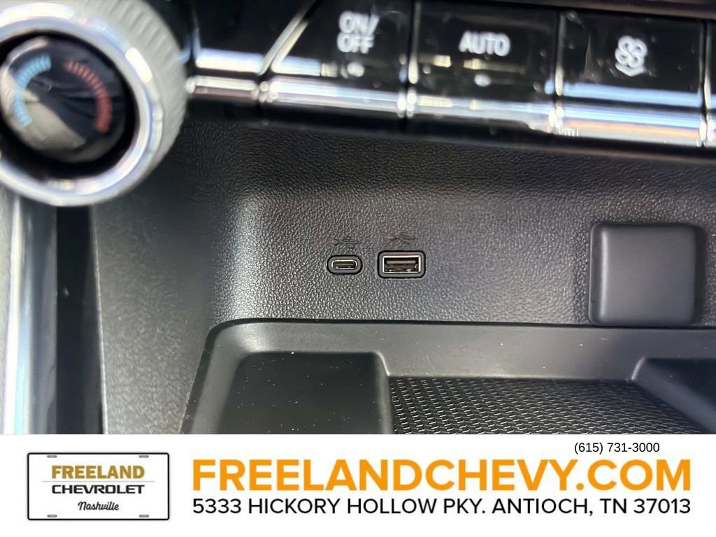 New 2026 Chevrolet Traverse RS w/ LPO, Floor Liner Package FWD image 30