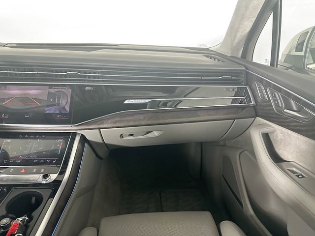 Used 2021 Audi Q7 3.0T Prestige image 24