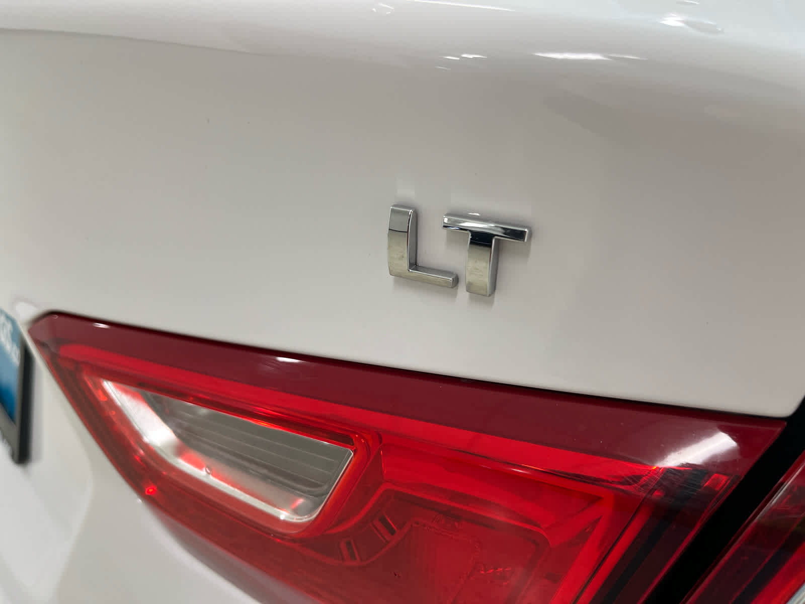 Used 2024 Chevrolet Malibu LT FWD image 13