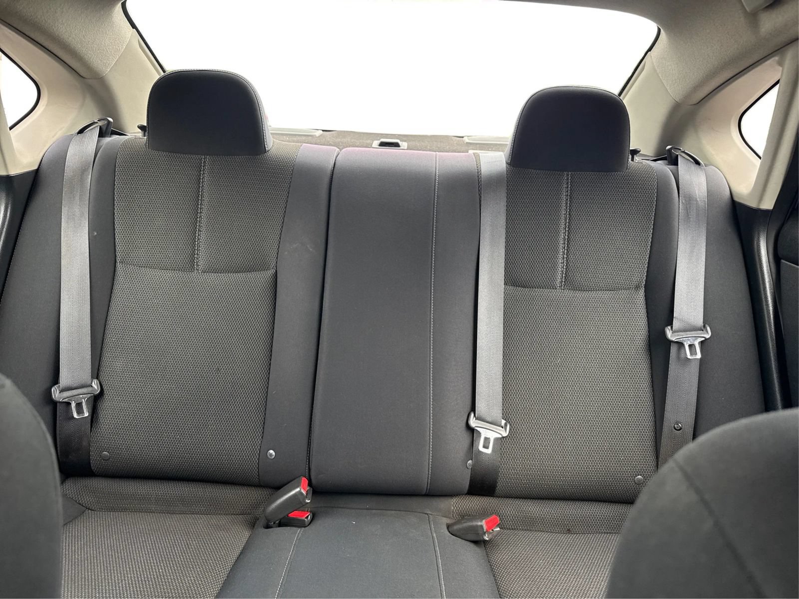 Used 2016 Nissan Sentra S FWD image 15