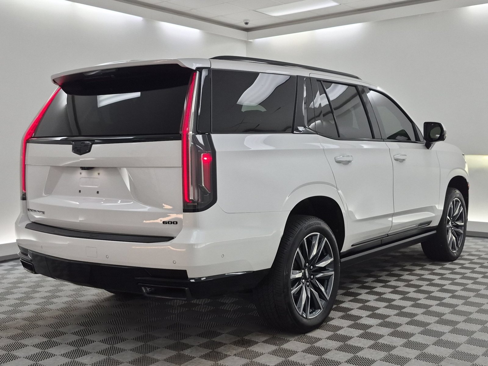 Used 2024 Cadillac Escalade Sport Platinum AWD/4WD image 9