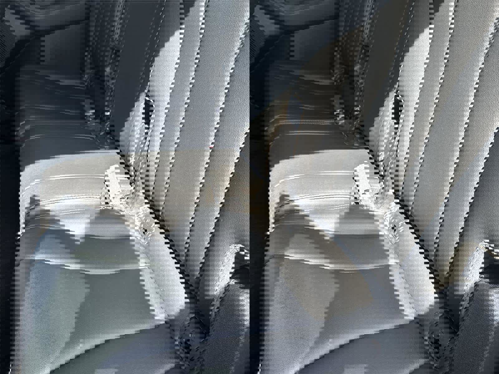 Used 2023 Acura MDX SH-AWD image 13