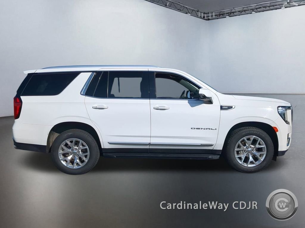 Used 2023 GMC Yukon Denali image 3