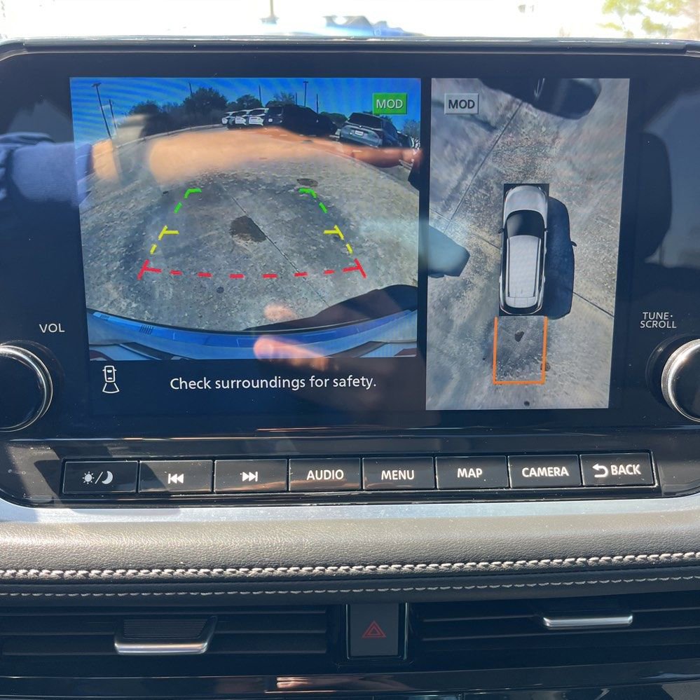 Used 2023 Nissan Rogue Platinum w/ Platinum Premium Package image 15