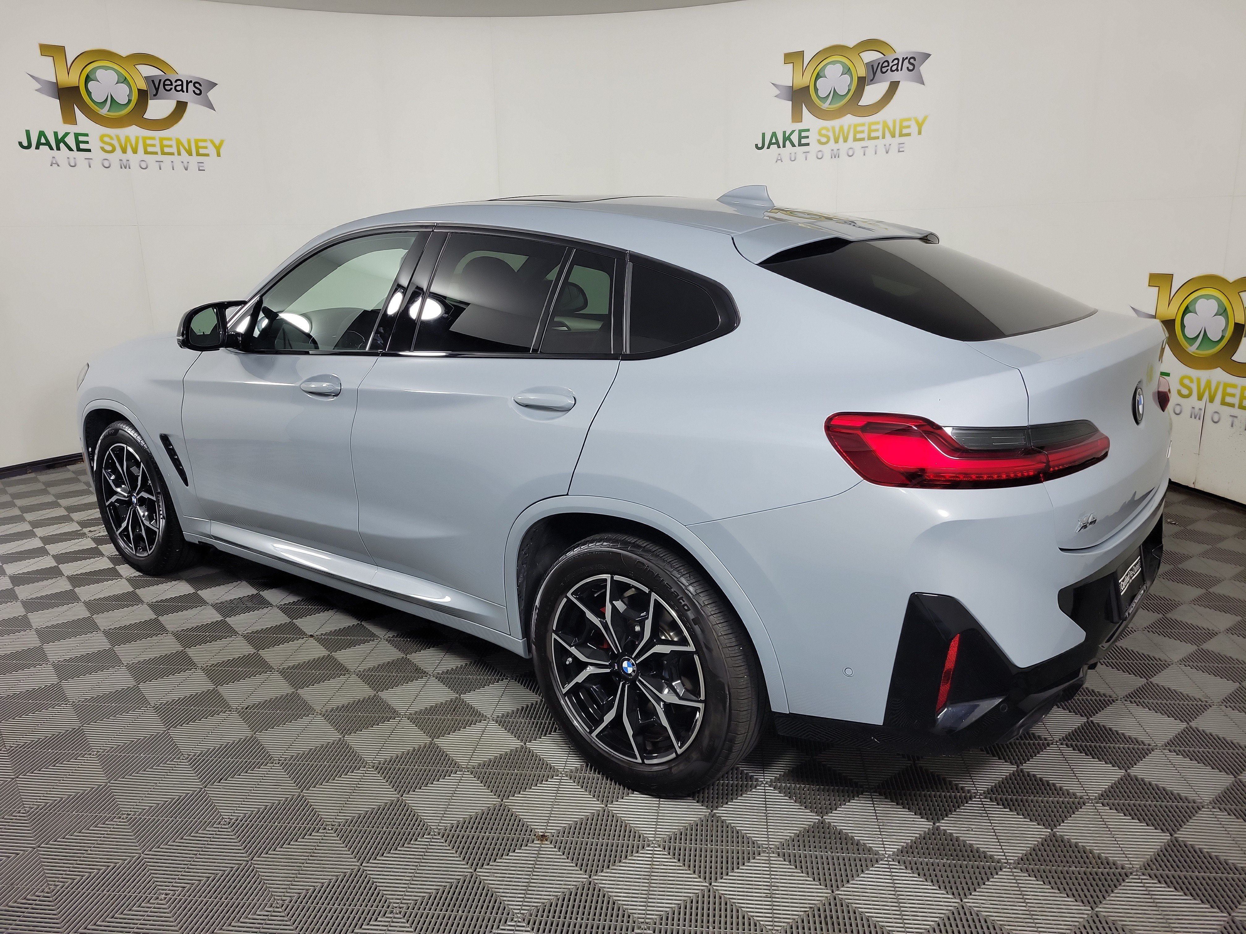 Used 2025 BMW X4 M40i AWD/4WD image 5