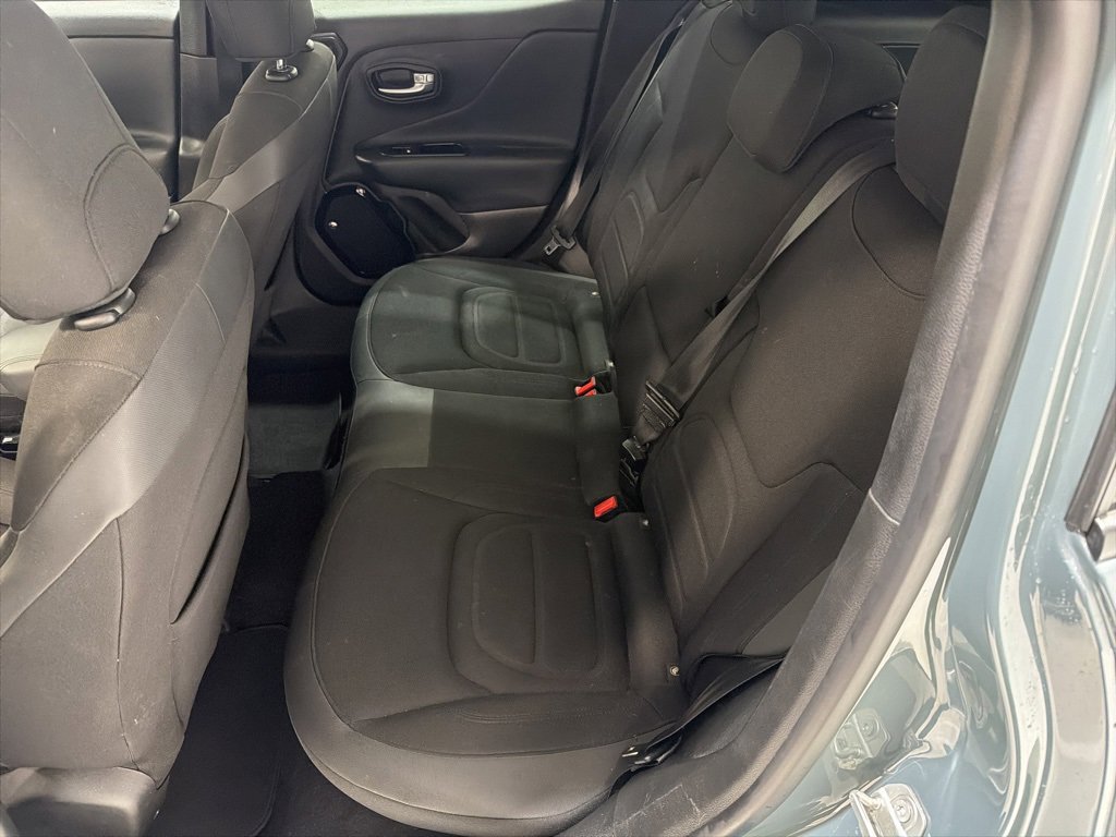 Used 2017 Jeep Renegade Altitude image 25