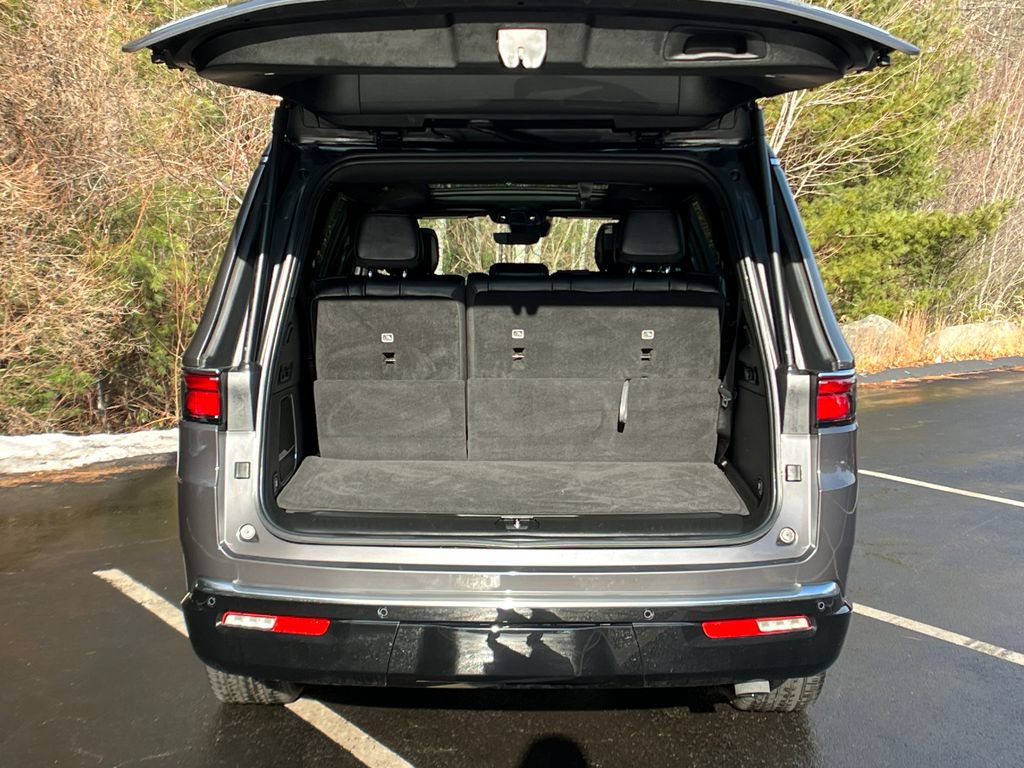 Used 2022 Jeep Wagoneer Series II w/ Premium Group I image 23