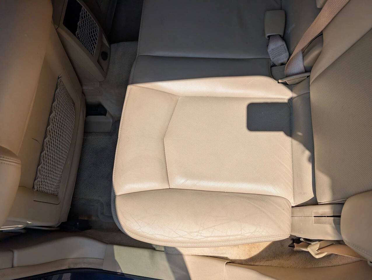 Used 2009 Cadillac SRX AWD w/ Third Row Seating Package image 29