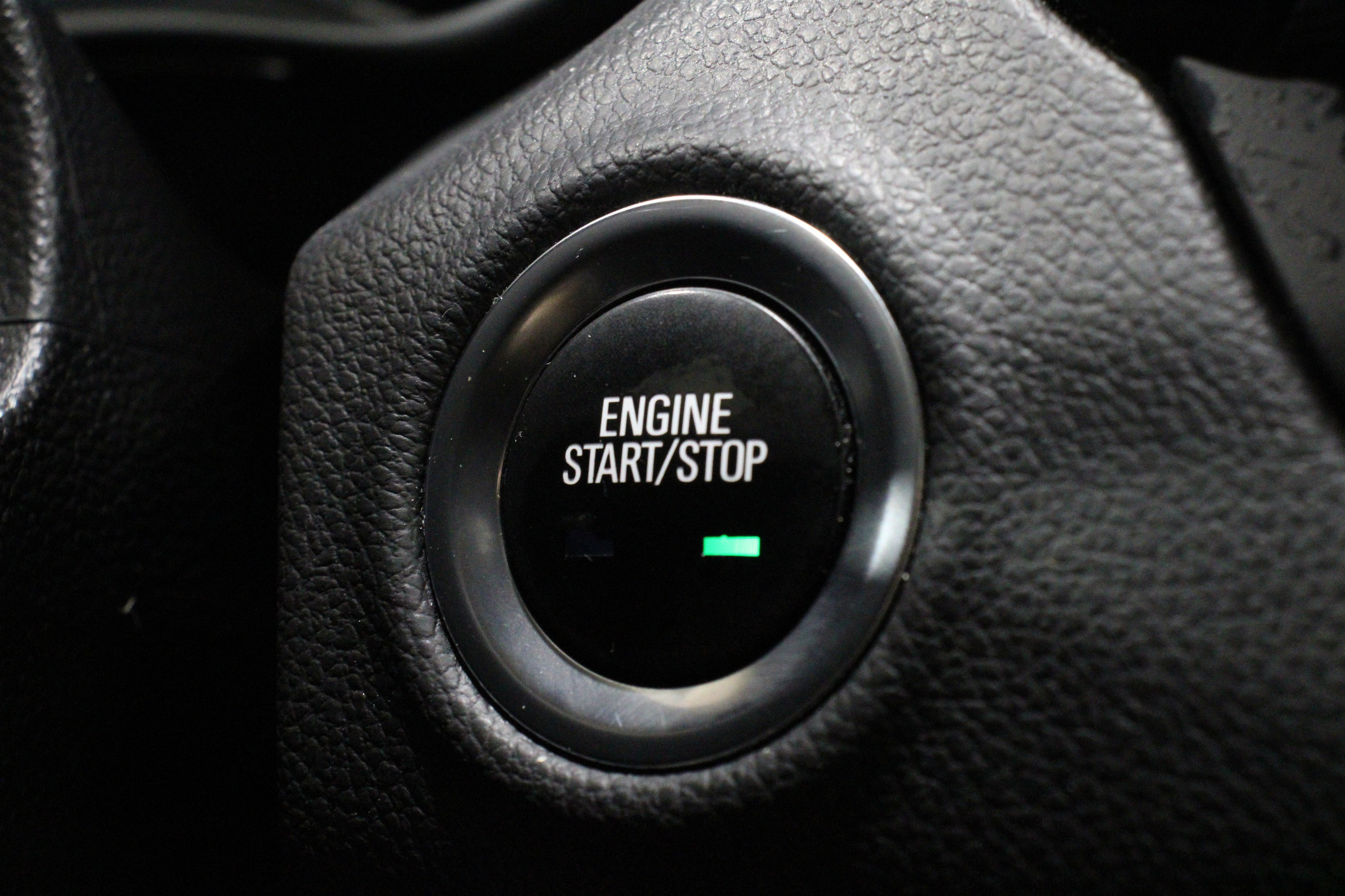 Used 2017 Buick Envision Essence image 19