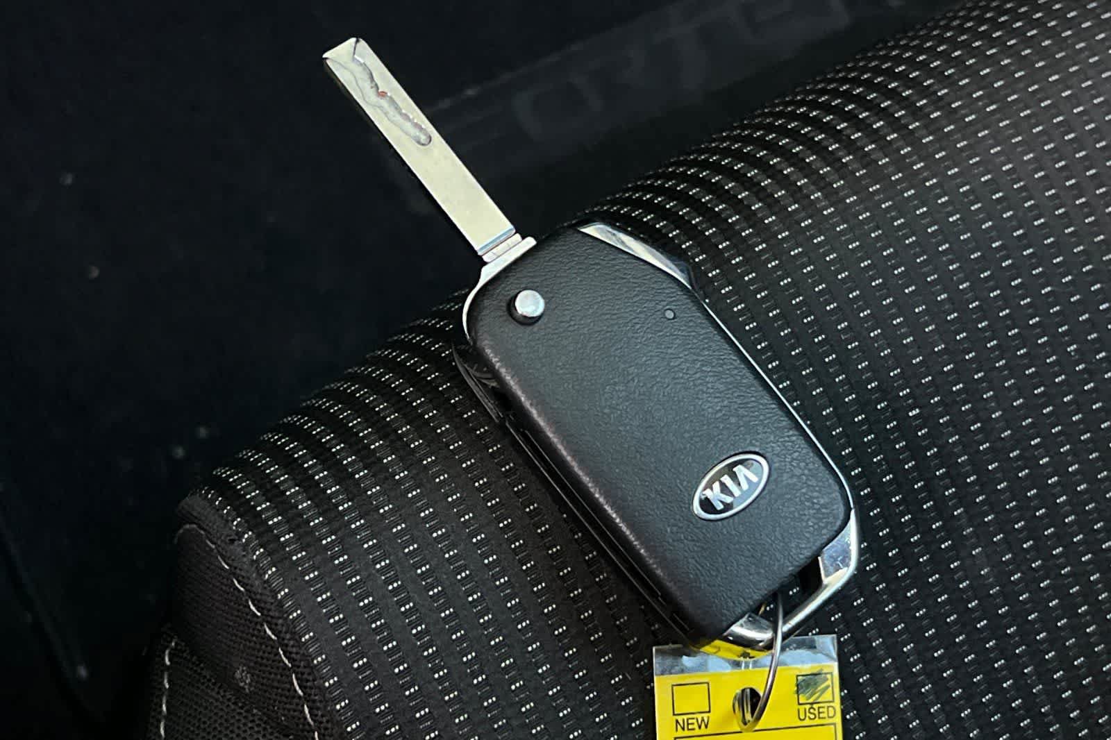 Used 2019 Kia Forte LXS FWD image 26