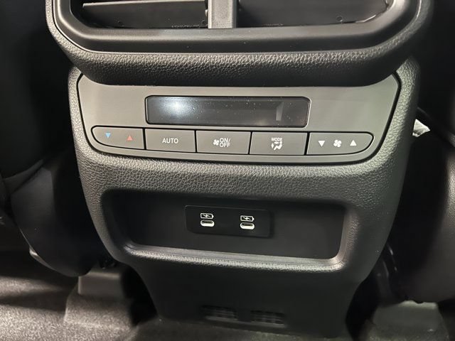 New 2026 Honda Pilot Touring image 23