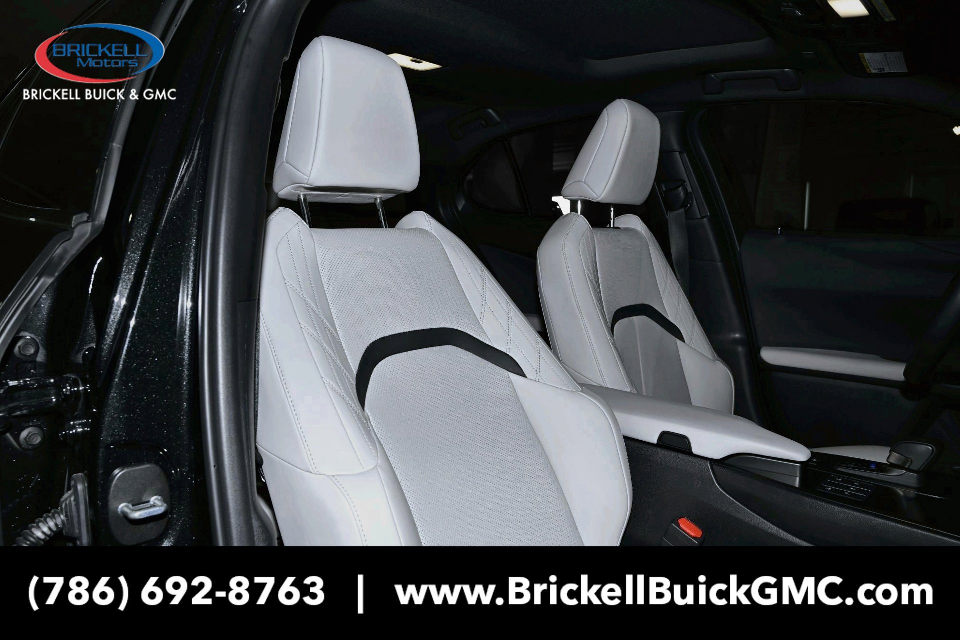 Used 2025 Lexus UX 300h FWD w/ Accessory Package (Z1) image 14