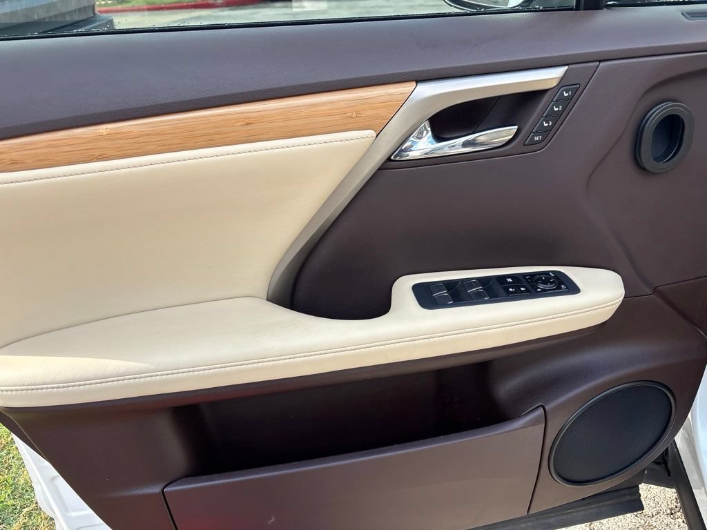 Certified 2020 Lexus RX 350L FWD w/ Premium Package image 12