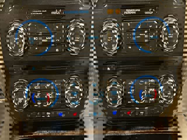 Used 2018 Ford F250 Lariat w/ Lariat Ultimate Package image 15