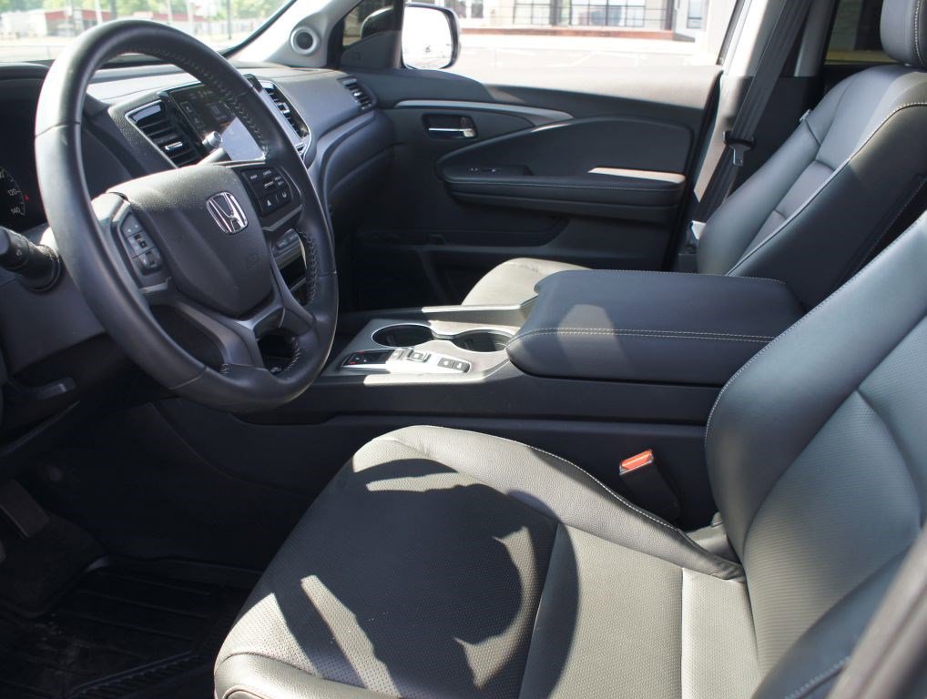 Used 2025 Honda Ridgeline RTL+ image 14