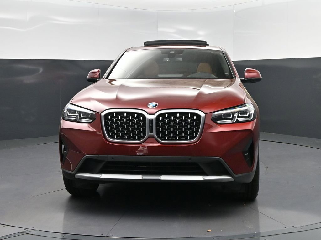 Certified 2025 BMW X4 xDrive30i image 10