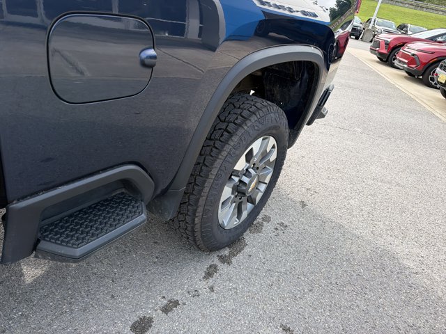 Used 2022 Chevrolet Silverado 2500 Custom w/ Gooseneck/5TH Wheel Package AWD/4WD image 12