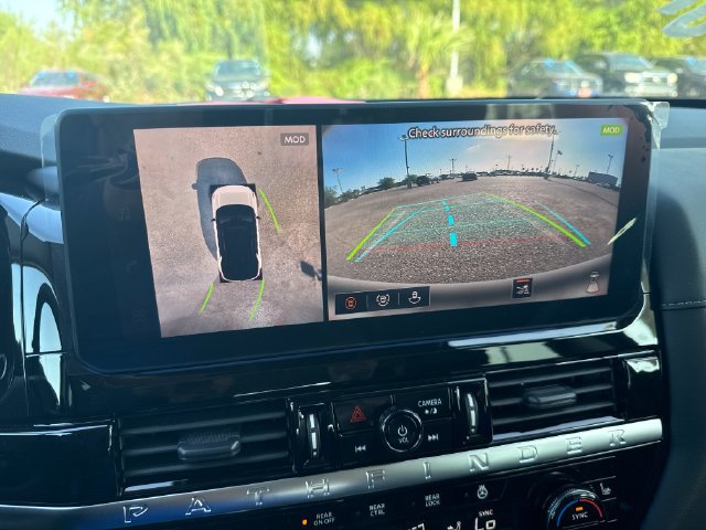 New 2026 Nissan Pathfinder SL AWD/4WD image 19