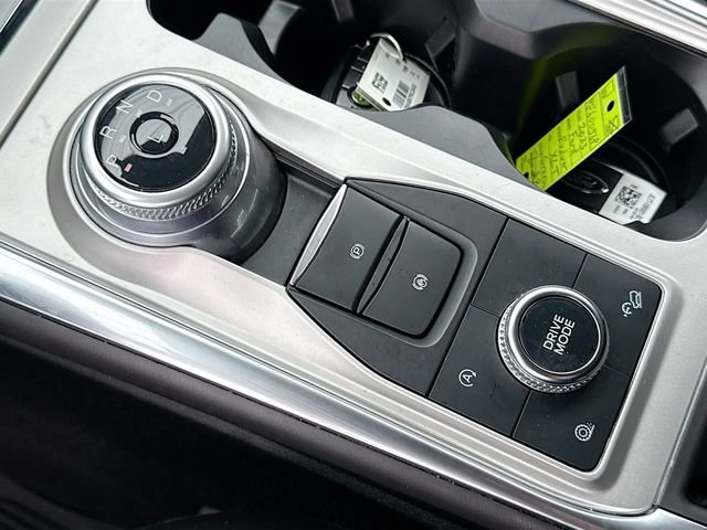 Certified 2023 Ford Explorer XLT w/ Equipment Group 202A image 18