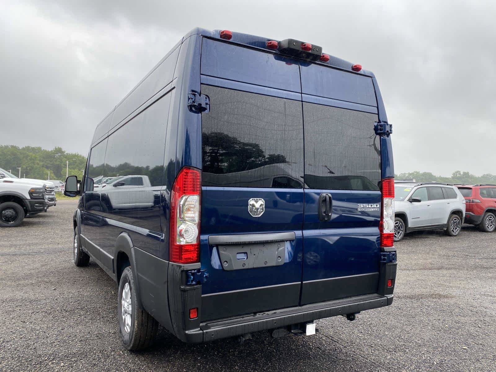 Used 2025 RAM ProMaster 3500 w/ Quick Order Package 22H SLT+ FWD image 6