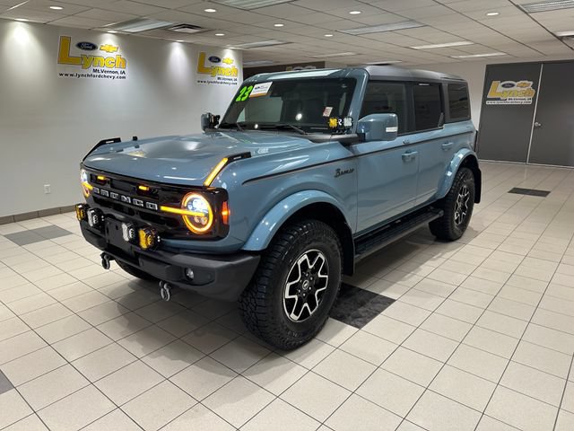 Used 2023 Ford Bronco Outer Banks AWD/4WD image 2