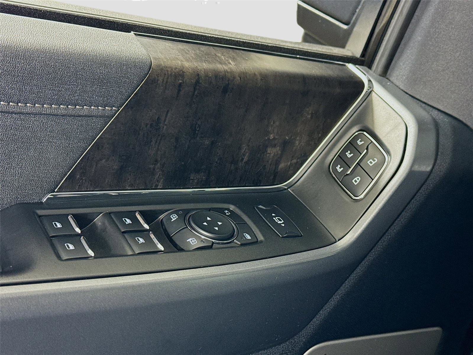 Used 2023 Ford F250 Lariat w/ Lariat Ultimate Package image 12