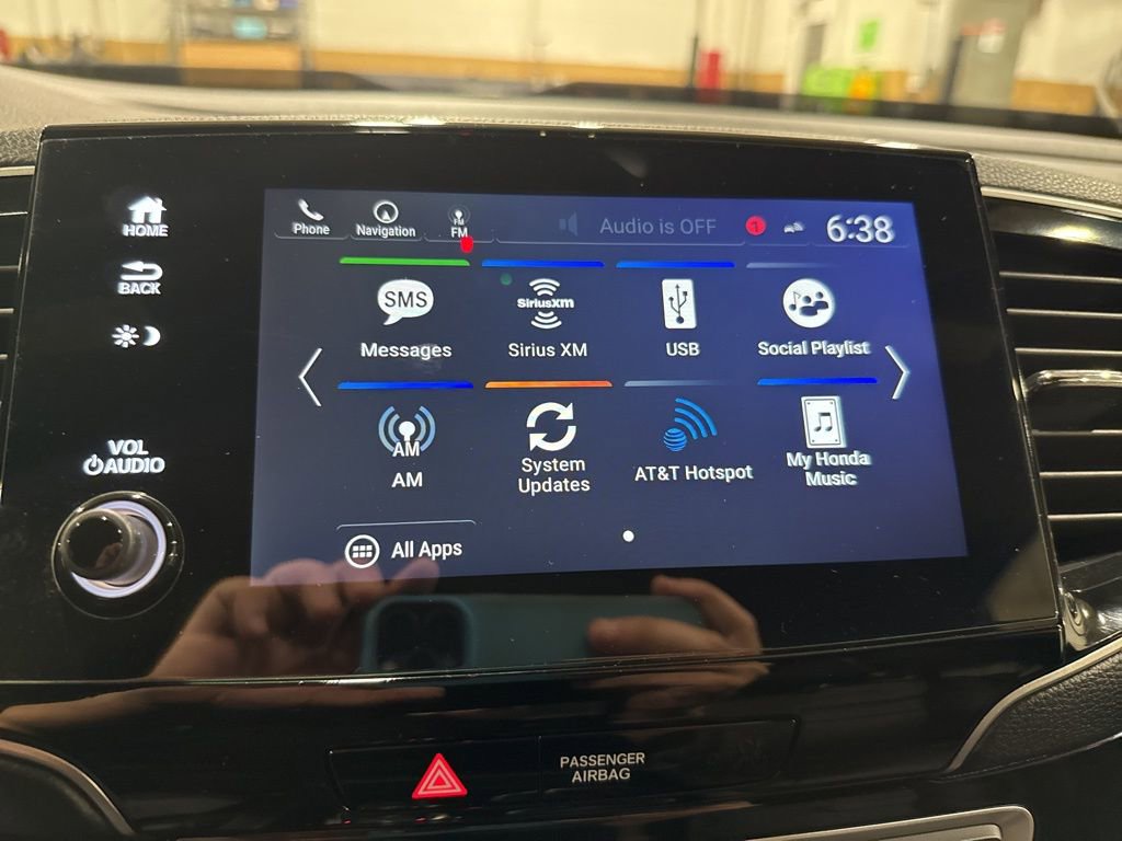 Used 2025 Honda Passport Black Edition image 27