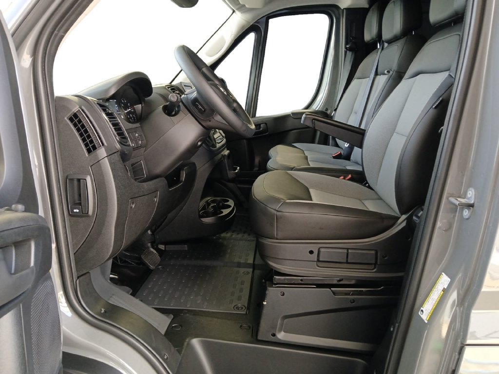 New 2026 RAM ProMaster 2500 w/ Convenience Group FWD image 19