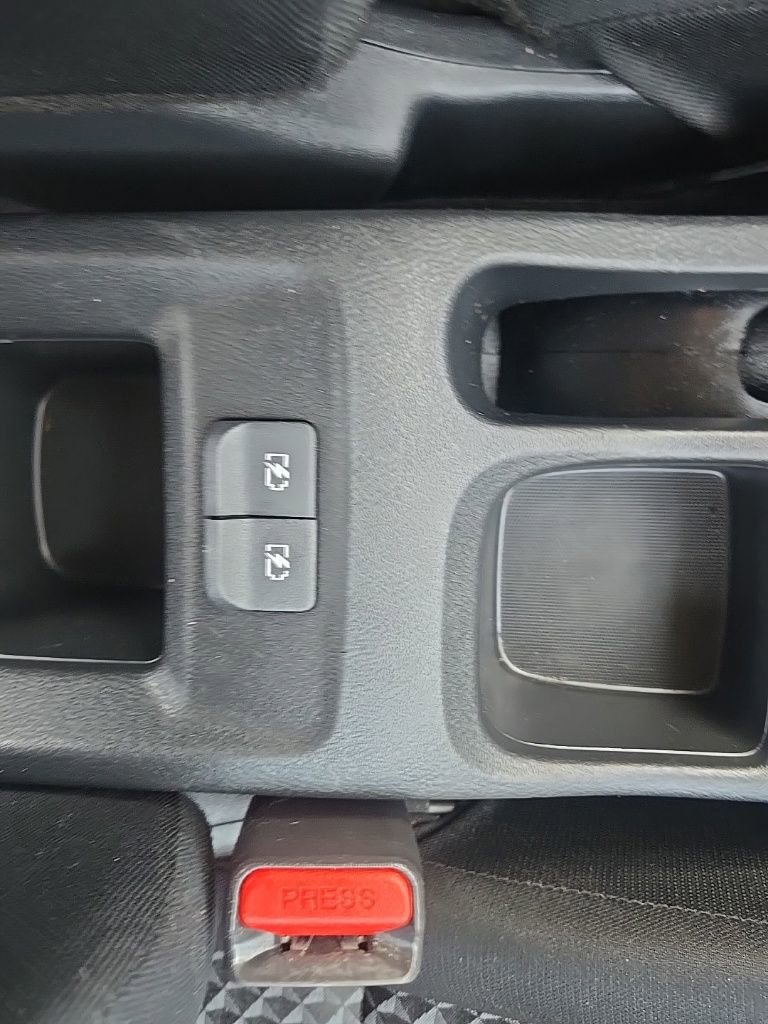 Used 2023 Nissan Versa S w/ Trunk Package FWD image 18