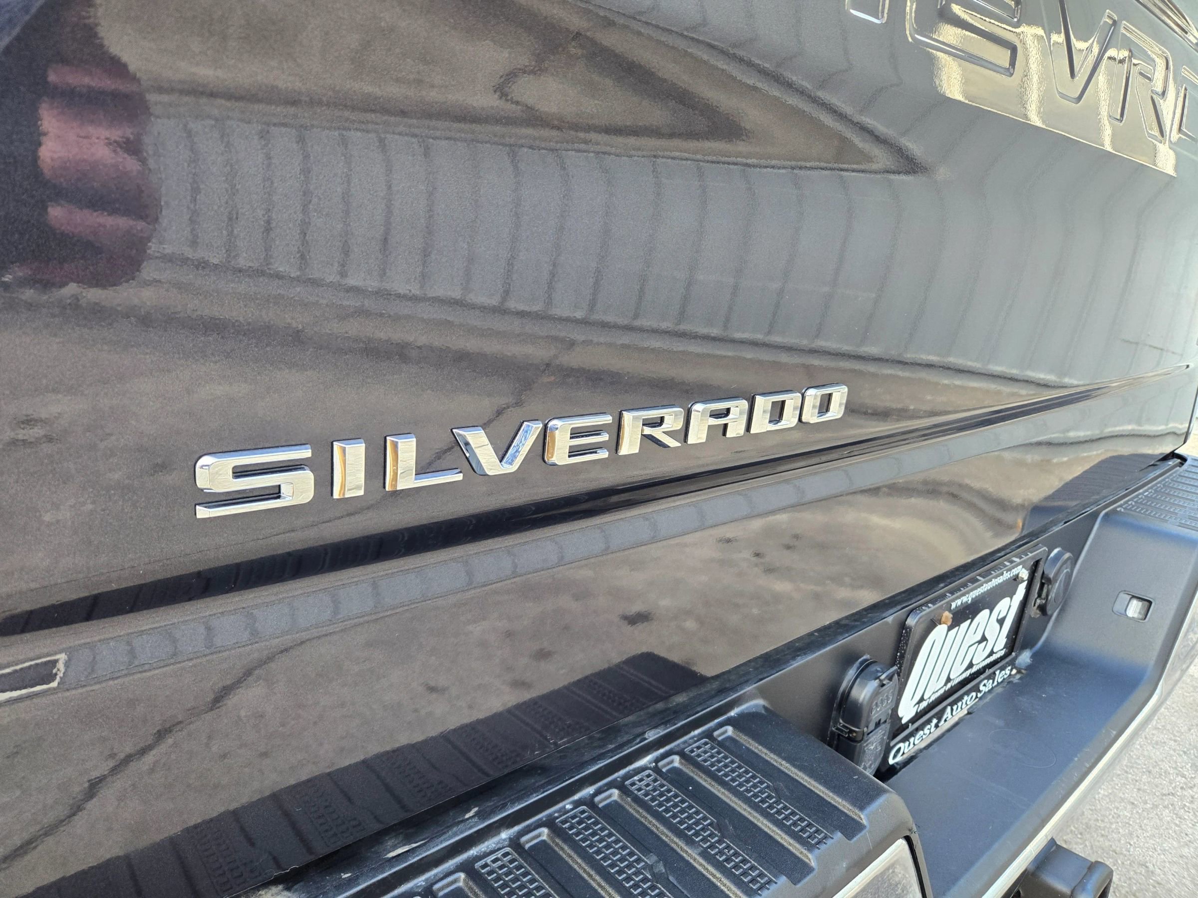 Used 2023 Chevrolet Silverado 1500 LT w/ Max Trailering Package image 22