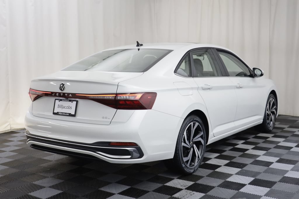 New 2027 Volkswagen Jetta SEL FWD image 18