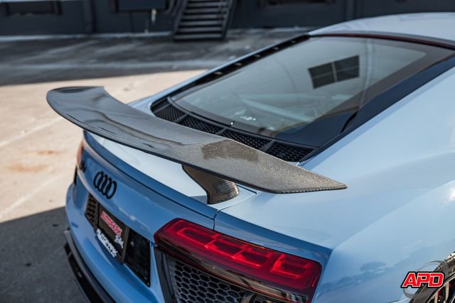 Used 2018 Audi R8 V10 w/ Premium Package image 34
