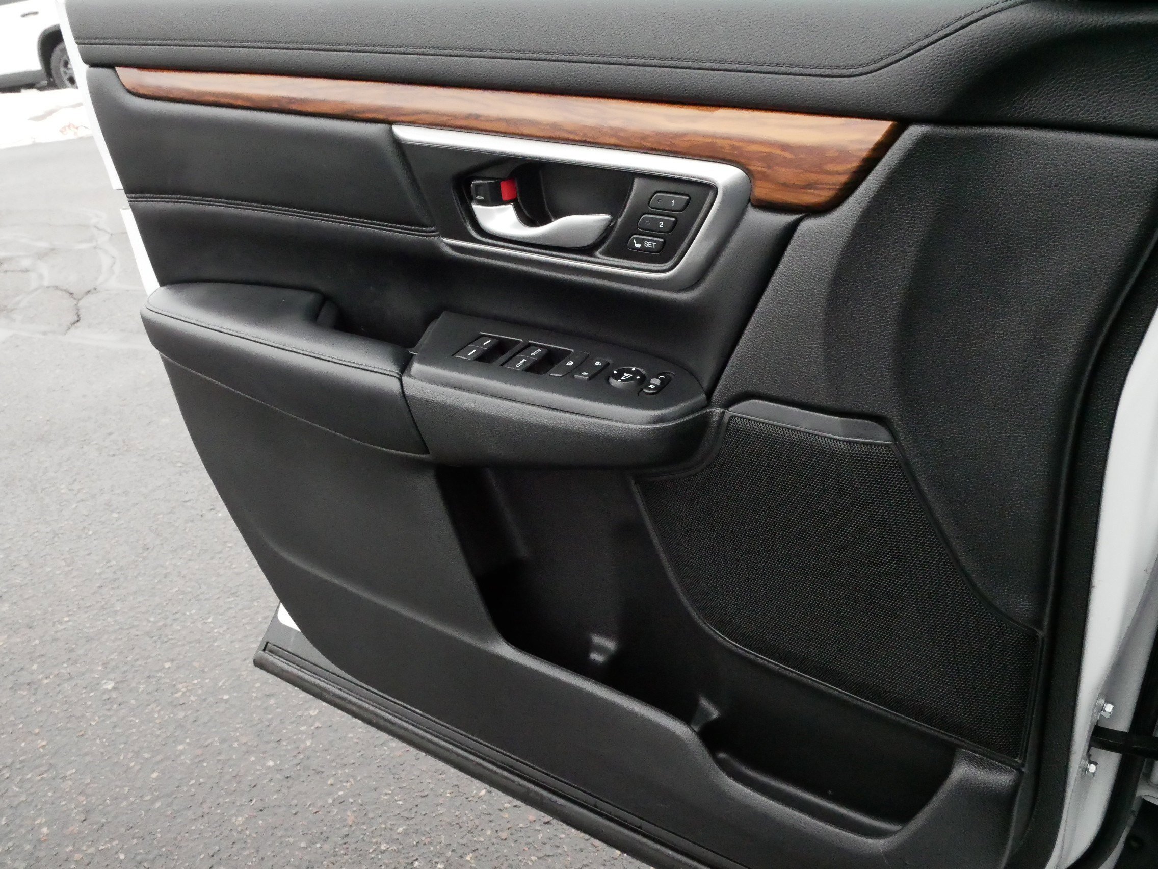 Used 2022 Honda CR-V Touring image 27